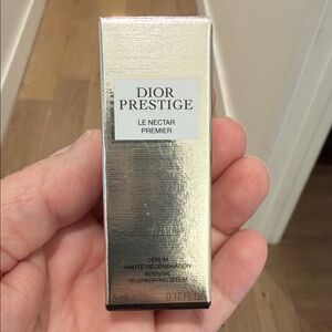 🎅🏽Dior Prestige Le Nectar Premier Serum - Silver Packaging